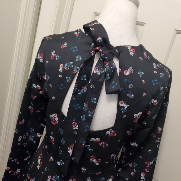 Banana Republic Floral Print Bateau Neck Open Back Dress Size 2, Cocktail Party - Picture 6 of 12